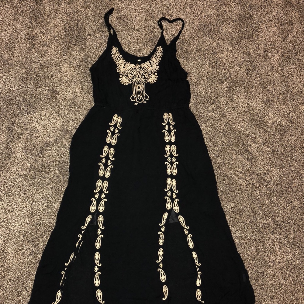 O’Neil black & cream embroidered sundress